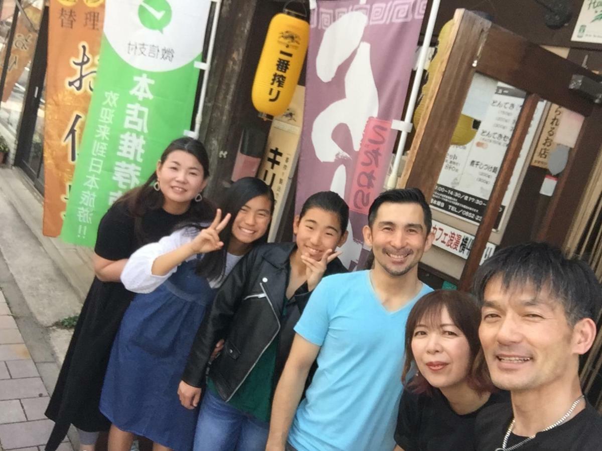 Guest House Daisho Oshiro Asobi มัตสึเอะ ภายนอก รูปภาพ